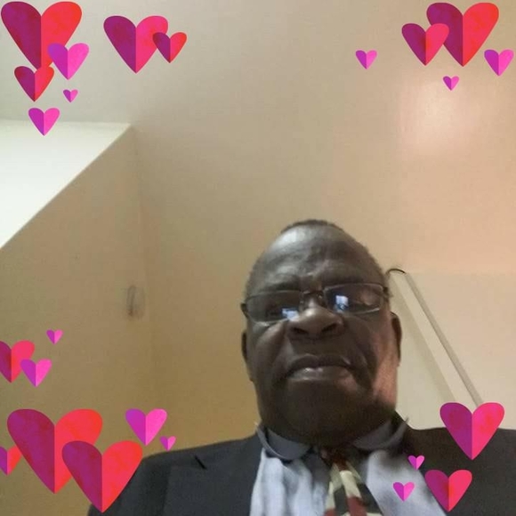 Profile Picture of Vincent Amadioha (@vincentamadioha) on Poshmark
