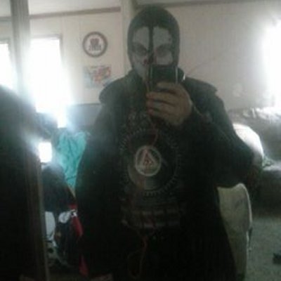 Profile Picture of Dylan Stern (@74d8abe92cae493) on Twitter