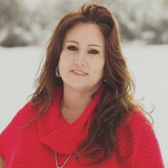 Profile Picture of Maenica Berry (@mberry16) on Poshmark
