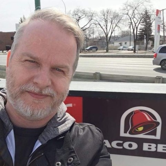 Profile Picture of Dave Cote (@davecote2) on Poshmark