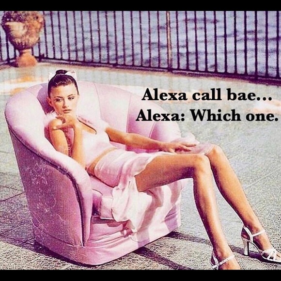 Profile Picture of Alexa Ross (@alexacalibabe) on Poshmark