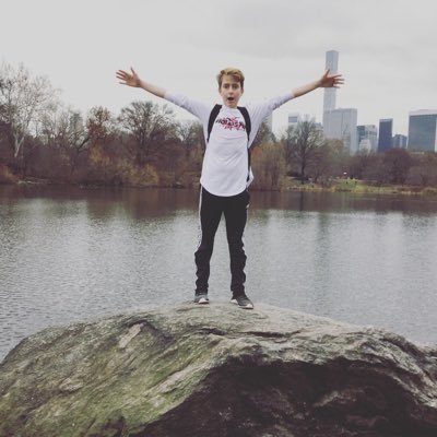 Profile Picture of Christian Mayers (@ItzSnoop3y) on Twitter