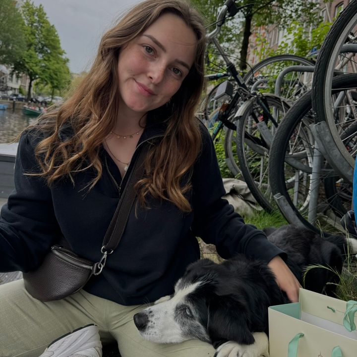 Profile Picture of Esther (@esthi.bell) on Tiktok