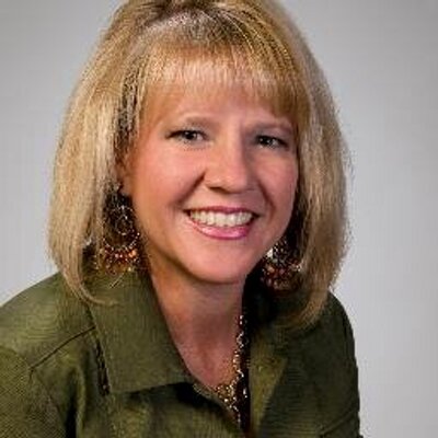 Profile Picture of Laura Jo Hawk (@LauraJoHawk) on Twitter