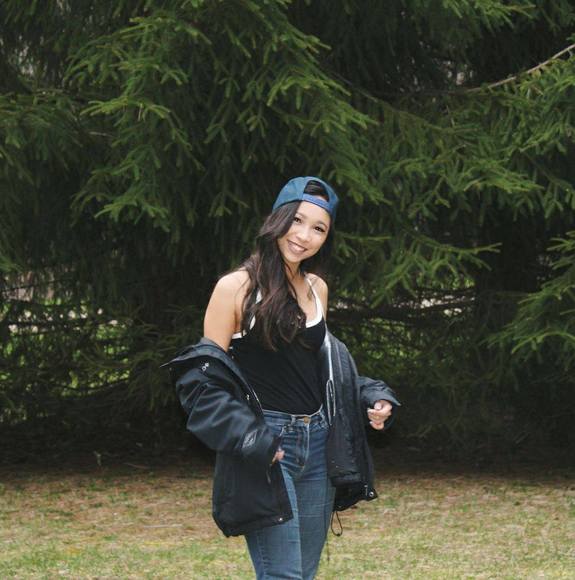 Profile Picture of Gabrielle Attong (@gabrielleattong) on Poshmark