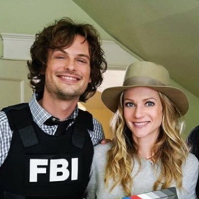 Profile Picture of Jennifer 'JJ' Reid (@BeautWithAGlock) on Twitter