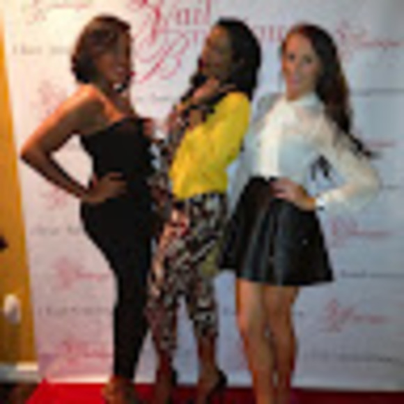 Profile Picture of Natasha Sealy (@nsealy5) on Poshmark
