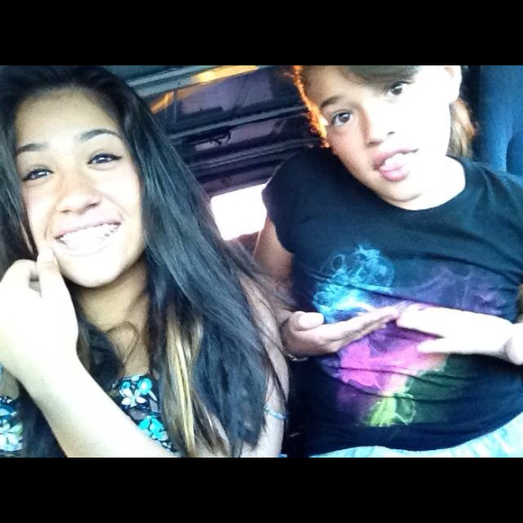 Karina Lorrine - Poshmark Profile Picture of Karina Lorrine (@karinalorrine) on Poshmark