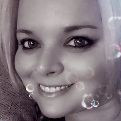 Profile Picture of Lacey Neal (@LaceyNeal09) on Twitter