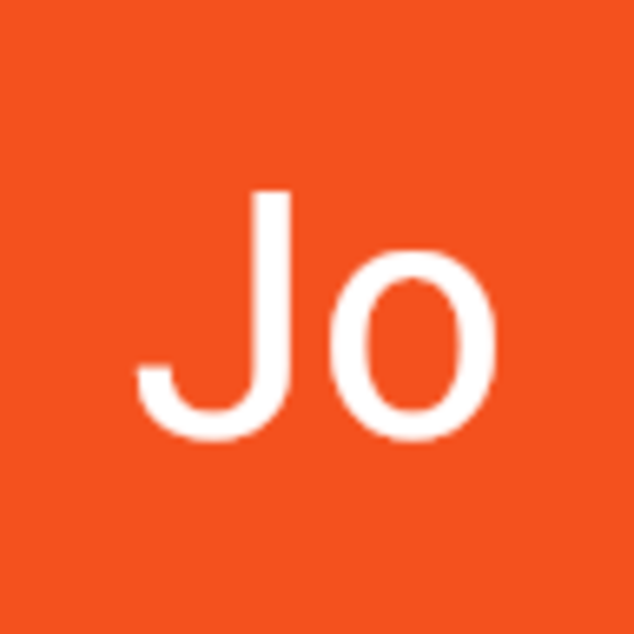 Profile Picture of Jo Edwards (@candypop777) on Poshmark