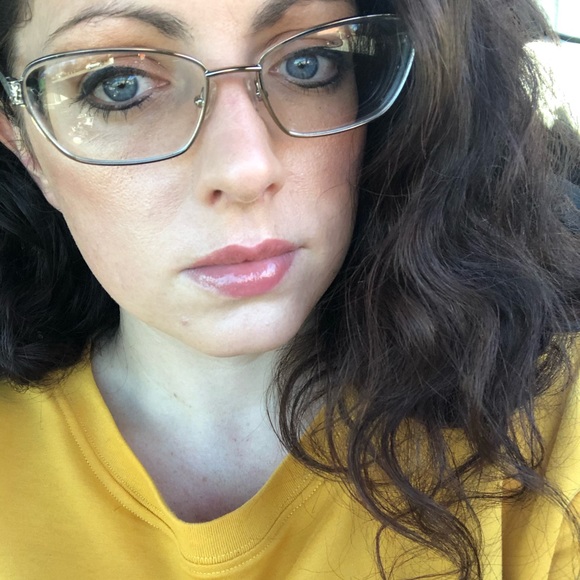 Profile Picture of Tina Grimm (@luvthechase) on Poshmark