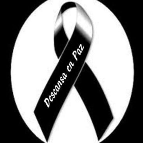 Profile Picture of José Alves (@alvesinf86) on Poshmark