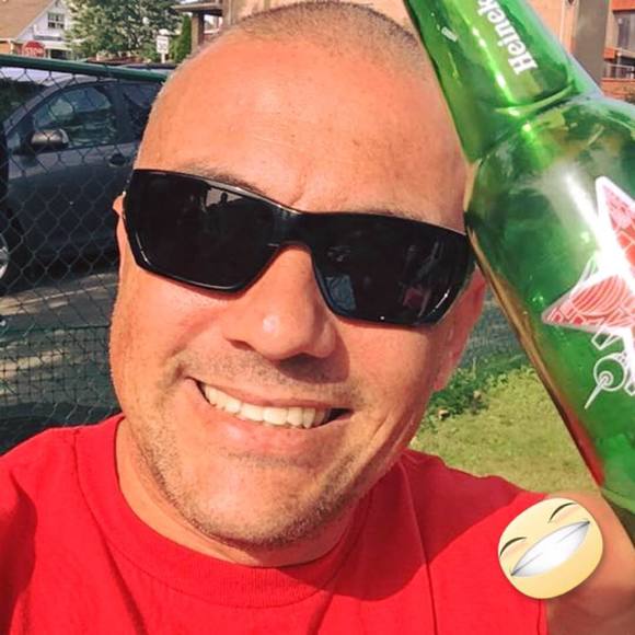 Profile Picture of Jorge Lima (@limaldito) on Poshmark