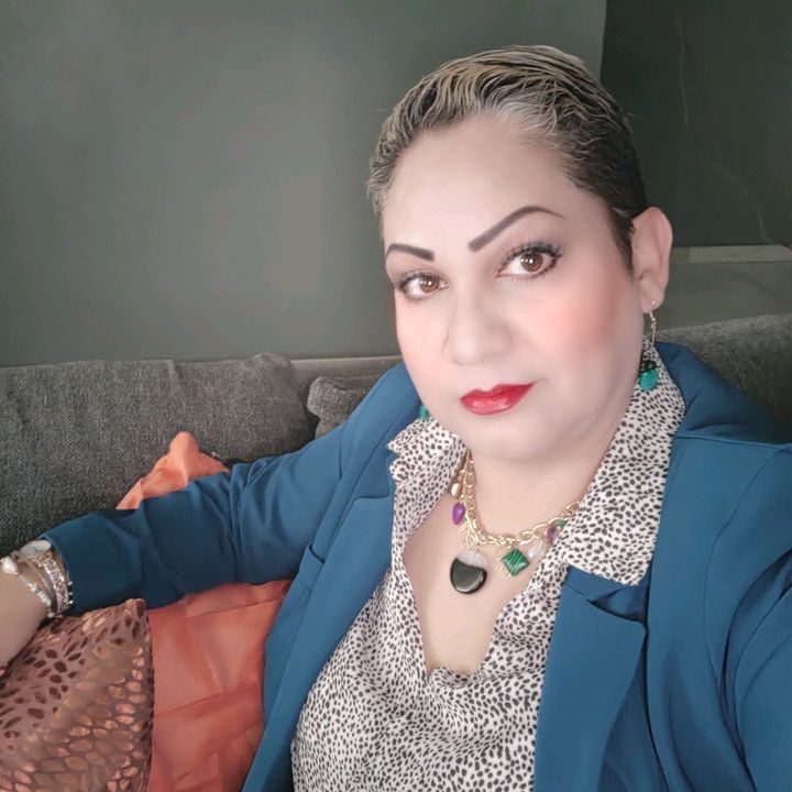 Profile Picture of Alice Flowers (@aliceflowers32) on Tiktok