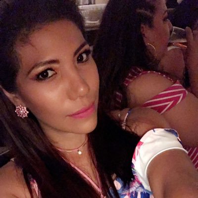 Profile Picture of Alexandra Michel E. (@CarlyMichel8) on Twitter