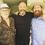 Profile Picture of Scott Tinkham (@thelonehand) on Instagram