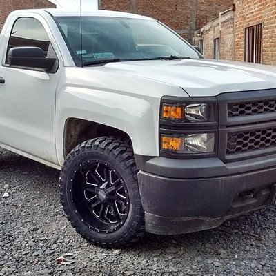 Profile Picture of Daniel Apolinar (@danirod66884479) on Twitter