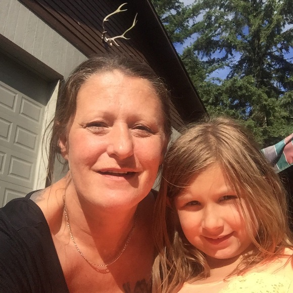 Profile Picture of Dallas Branagan (@karmasmother) on Poshmark