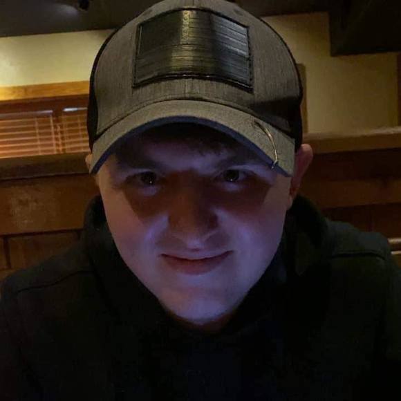 Profile Picture of Austin Lowers (@austinlowers) on Poshmark