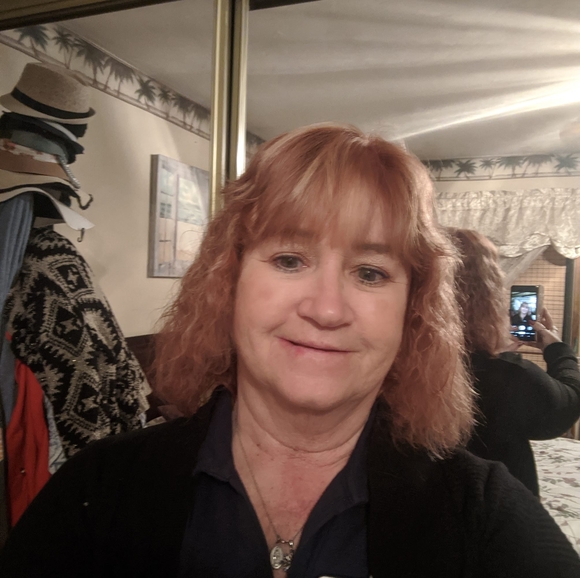 Profile Picture of Joyce Weaver (@jweaver625) on Poshmark