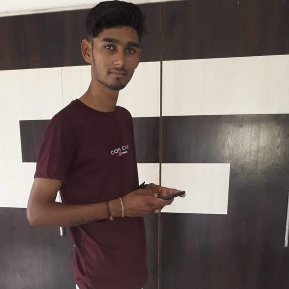 Profile Picture of Hitesh Panchal (@9724815790) on Poshmark