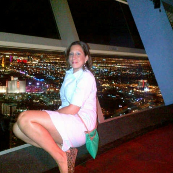 Profile Picture of Monicq Ventrone (@monicaventrone) on Poshmark