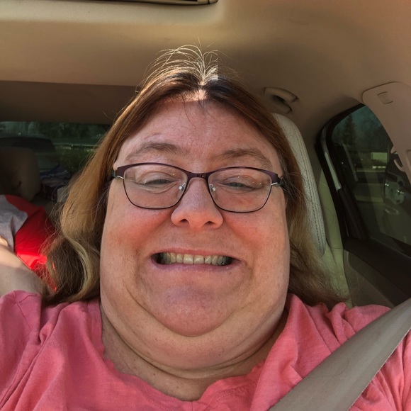 Profile Picture of Jackie Jaskowiak (@jackie7j) on Poshmark