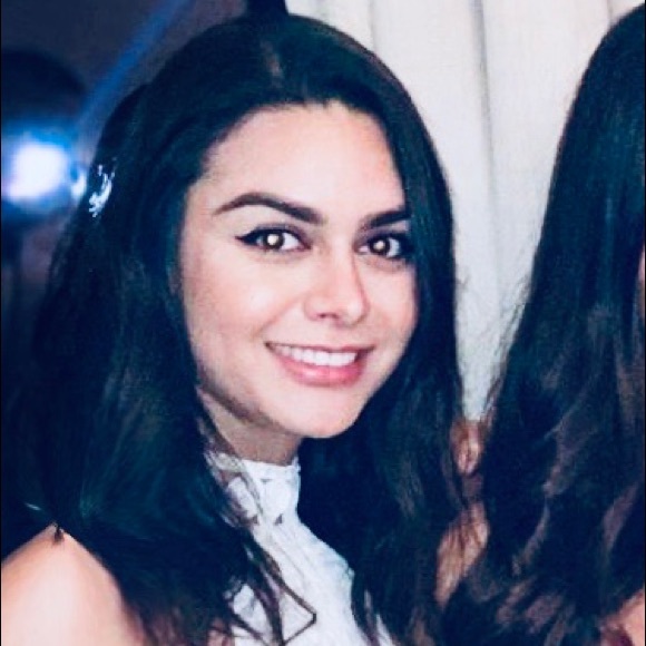 Profile Picture of Julia Katherine (@jkviana) on Poshmark
