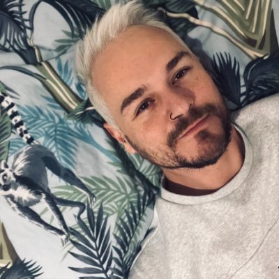 Profile Picture of Adam Rivers (@TeamRivers) on Twitter