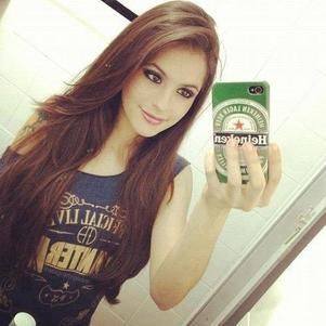 Profile Picture of Lisa Lamp (@ftfdtfthyftygy321) on Facebook