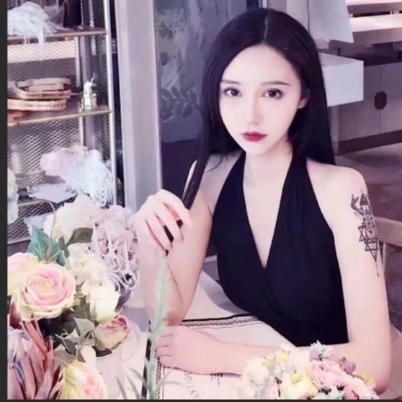 Ricky Oloughlin - Poshmark Profile Picture of Ricky Oloughlin (@palmiraqebelva7) on Poshmark