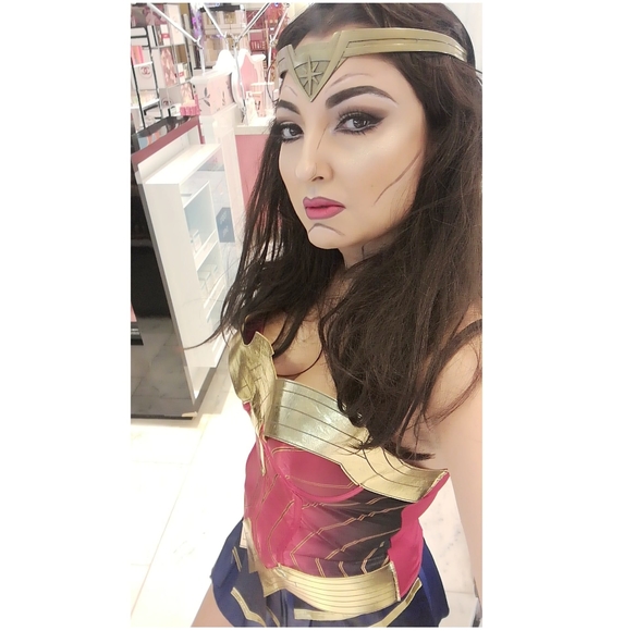 Profile Picture of Beatriz Perkins (@beatrizperkins) on Poshmark