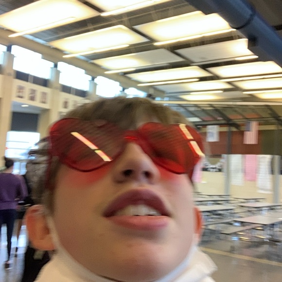 Profile Picture of Joshua Mcgillivray (@joshuamcgillivr) on Poshmark