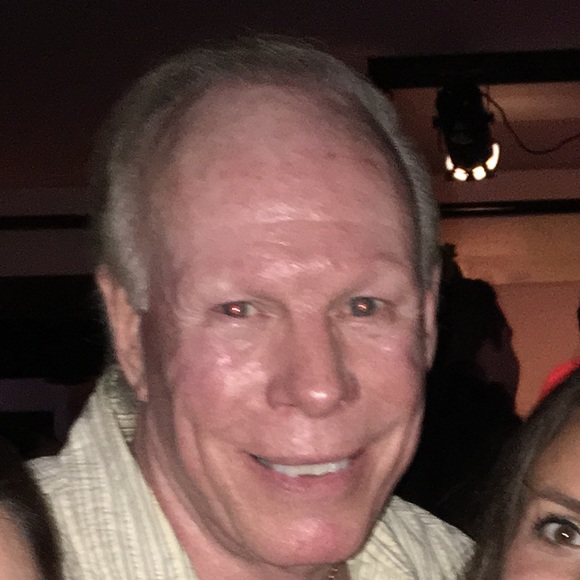 Profile Picture of Gary Lafrano (@garylafrano) on Poshmark