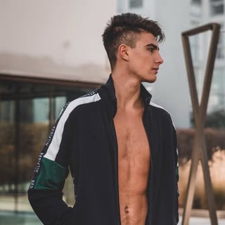 Profile Picture of Edward Largo (@largoedward) on Instagram
