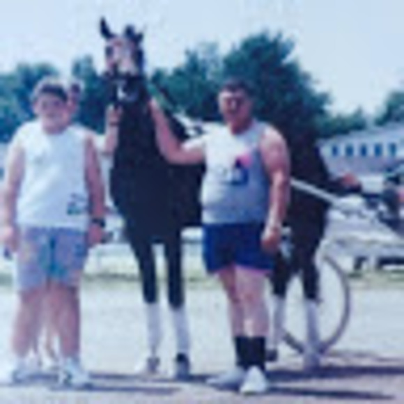 Profile Picture of Roxane Marciszewski-amesse (@roxanemarciszew) on Poshmark