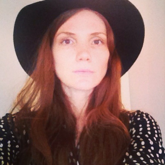 Profile Picture of Ginny Maxwell (@ginnymaxwell) on Poshmark