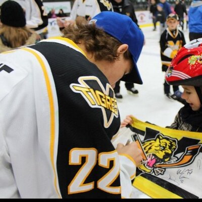 Profile Picture of Michael Rheaume (@MicRheaume10) on Twitter