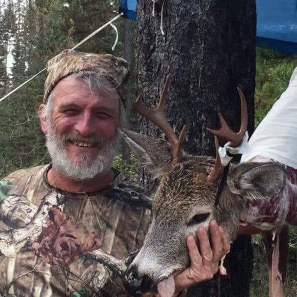 Profile Picture of Dennis Kennedy (@dennis55kennedy) on Poshmark