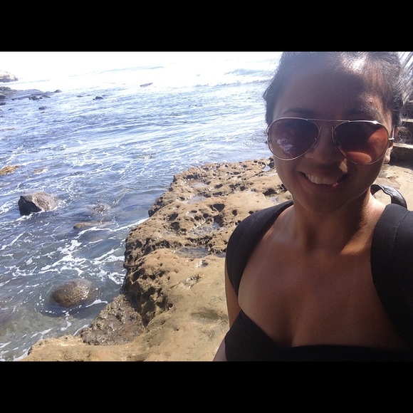 Profile Picture of Francisca Lumaban (@franciscal) on Poshmark