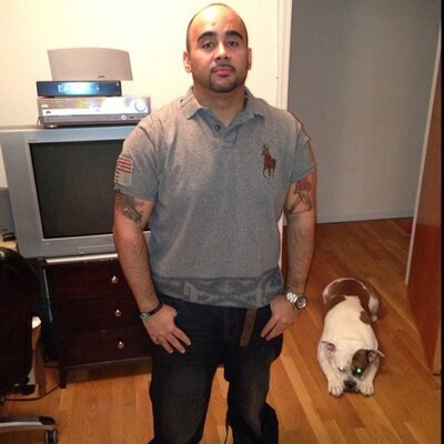 Profile Picture of Elvis Valentin (@BIGELL44) on Twitter