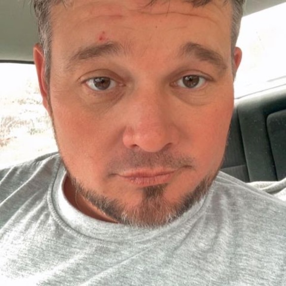 Profile Picture of Matthew Mirandy (@ironworker7979) on Poshmark