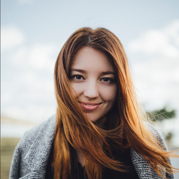 Profile Picture of Alina Sharafutdinova (@shaaleena) on Poshmark