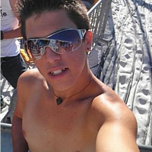 Profile Picture of Daniel Morris (@admitit_uloveme) on Myspace