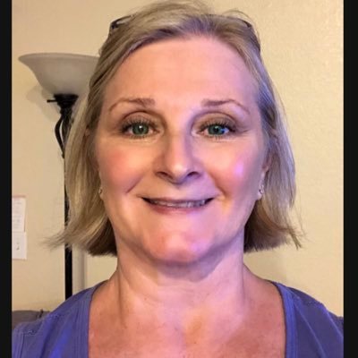 Profile Picture of Terri Avila  ❤️ 🤍 💙 (@Ter1989) on Twitter