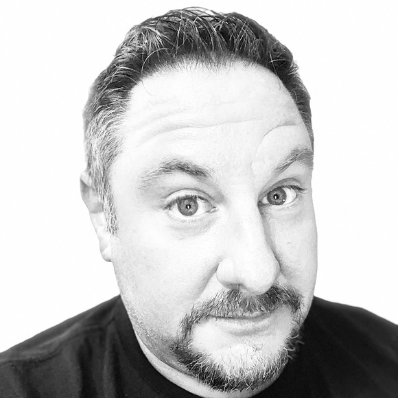 Profile Picture of Robert Armstrong (@rbat839) on Poshmark