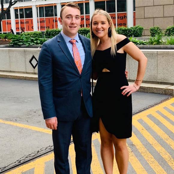 Profile Picture of Brady Charles (@bgent10) on Poshmark