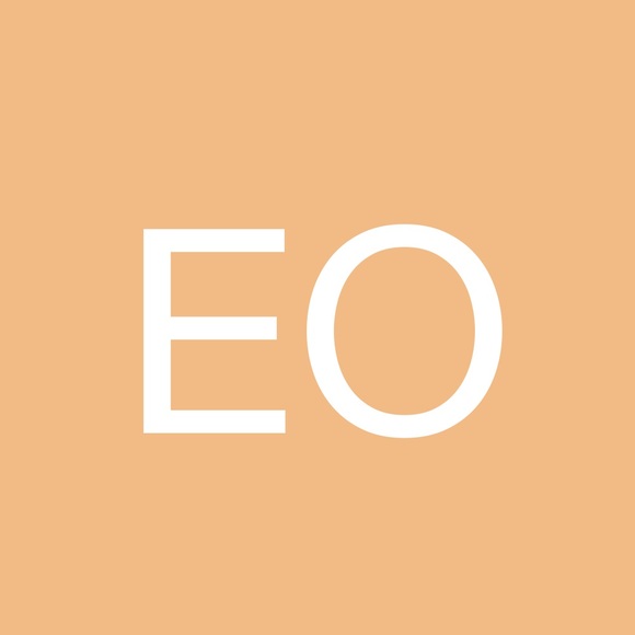 Profile Picture of Elizabeth Ogando (@theprincessbbay) on Poshmark