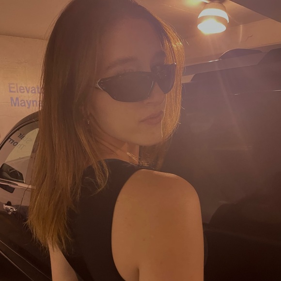 Profile Picture of Lucy Terry (@lucyterry502) on Poshmark