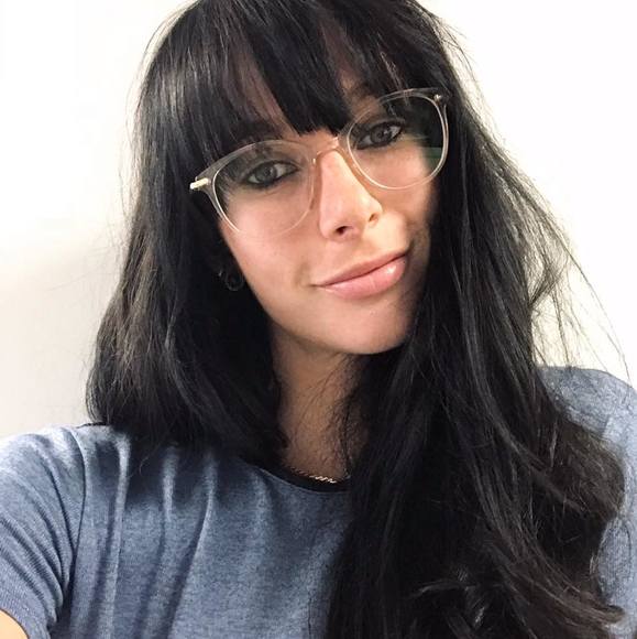 Profile Picture of Catherine Bourret (@4bcoiffure) on Poshmark